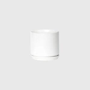 Medium Oslo Planter Ice White