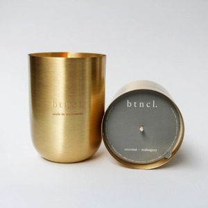 Coconut & Mahogany - Soy & Cocunut Wax Jar candle