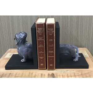 Dog bookend