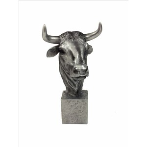 Kasei statue