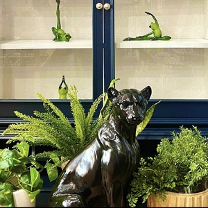 WREXHAM RESIN BLACK CHEETAH - CLICK & COLLECT ONLY