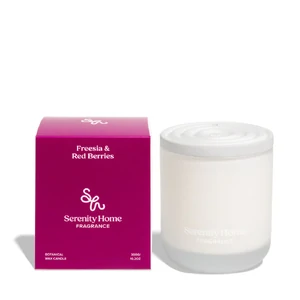 Freesia & Red Berries 300g Candle